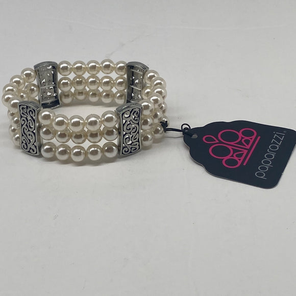 Paparazzi Jewelry Ritzy Ritz White Bracelet Item 150