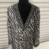 Maggie Barnes Women’s Plus Size Shirt Black White Size 5X 34/36w